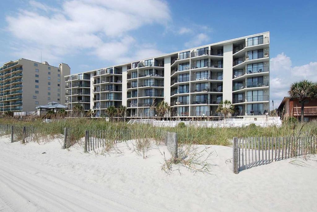 Crescent Sands WH C6 - Comfortable Oceanfront Condo with beautiful views and pool - image 2